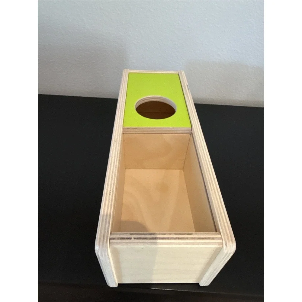 Lovevery wooden sliding top‎ box (w 1 Ball) thinker play kit montessori